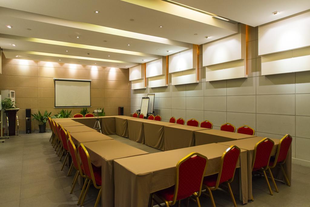 Jinjiang Inn - Heze Coach Station Екстер'єр фото