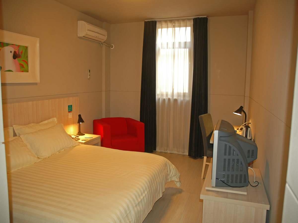 Jinjiang Inn - Heze Coach Station Екстер'єр фото